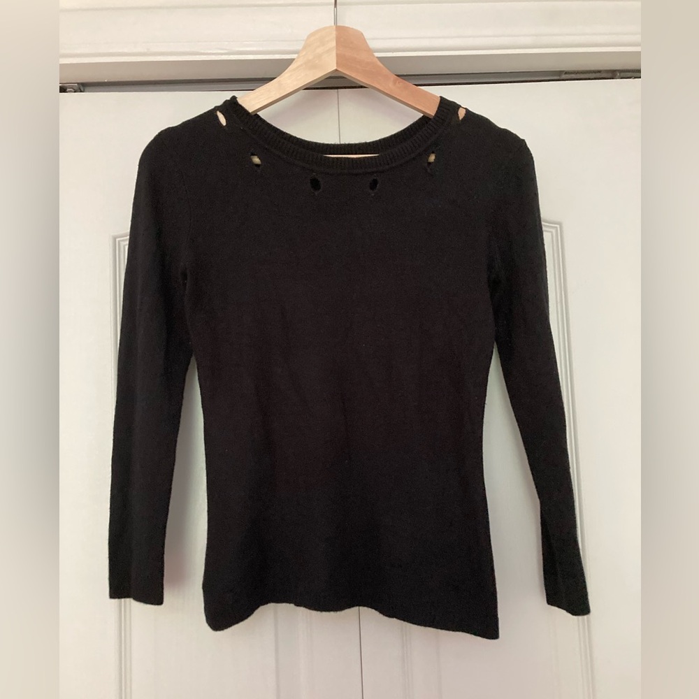 Forever 21 black sweater, size S
